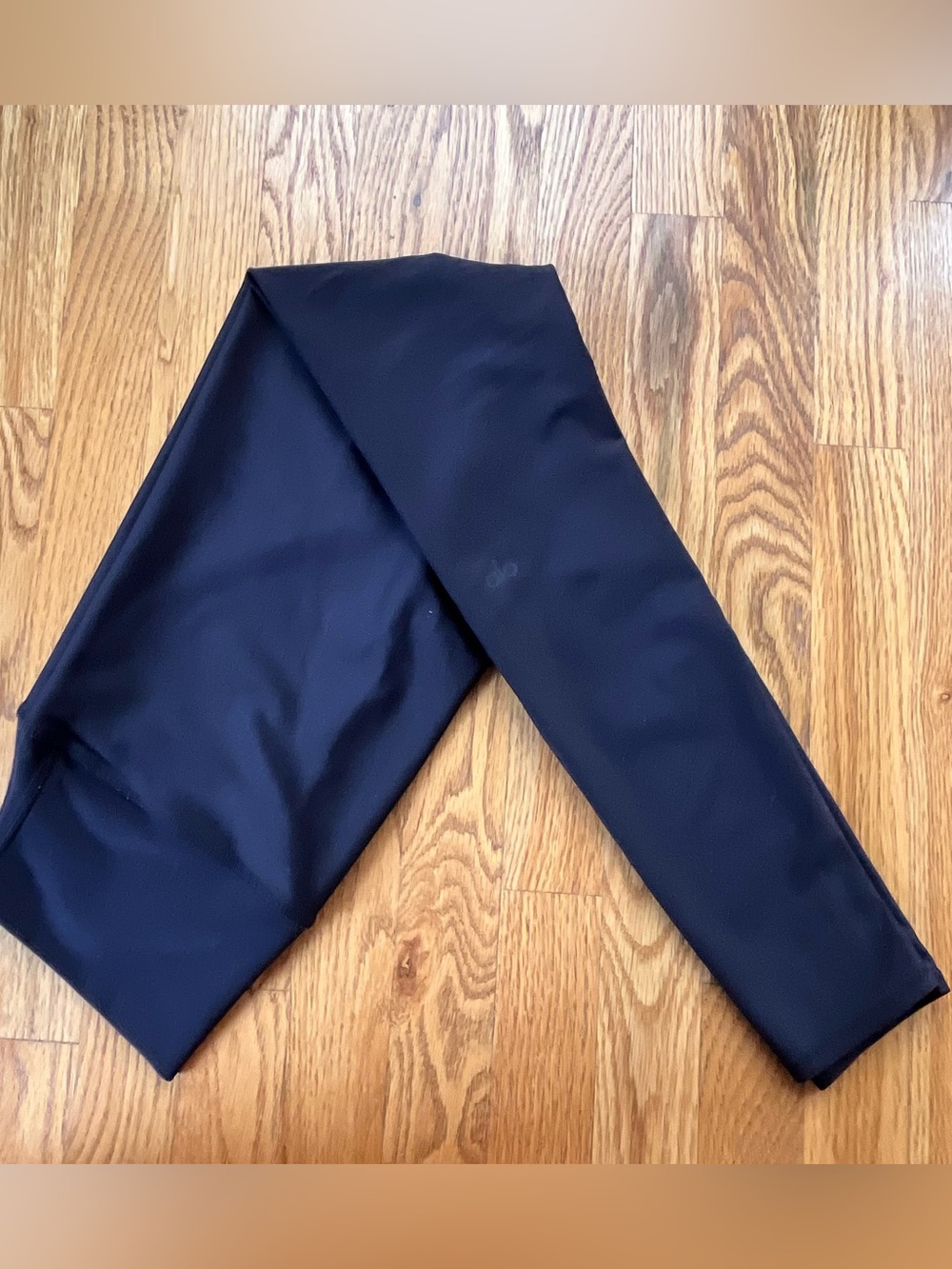 ALO High-Rise Performance Leggings 28” inseam | Black | Size Medium - Picture 2 of 6